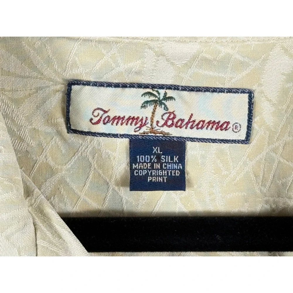 Tommy Bahama Vintage Silk 100% Shirt Mens XL Button‎ Up Tropical